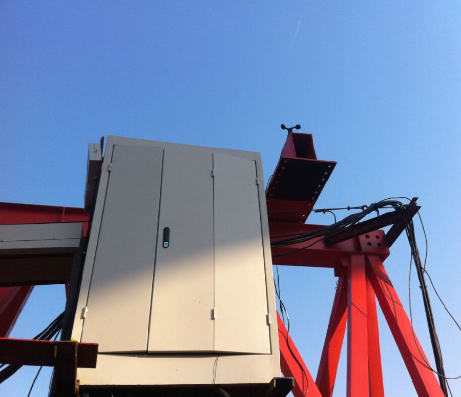 起重機(jī)械設(shè)備安裝現(xiàn)場二