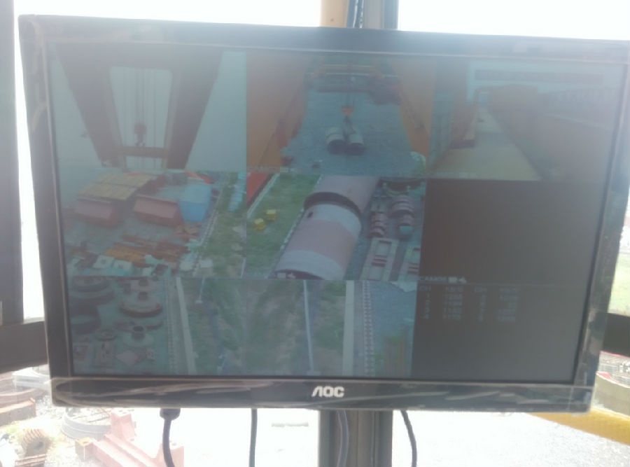 起重機(jī)安全監(jiān)控系統(tǒng)現(xiàn)場照片二