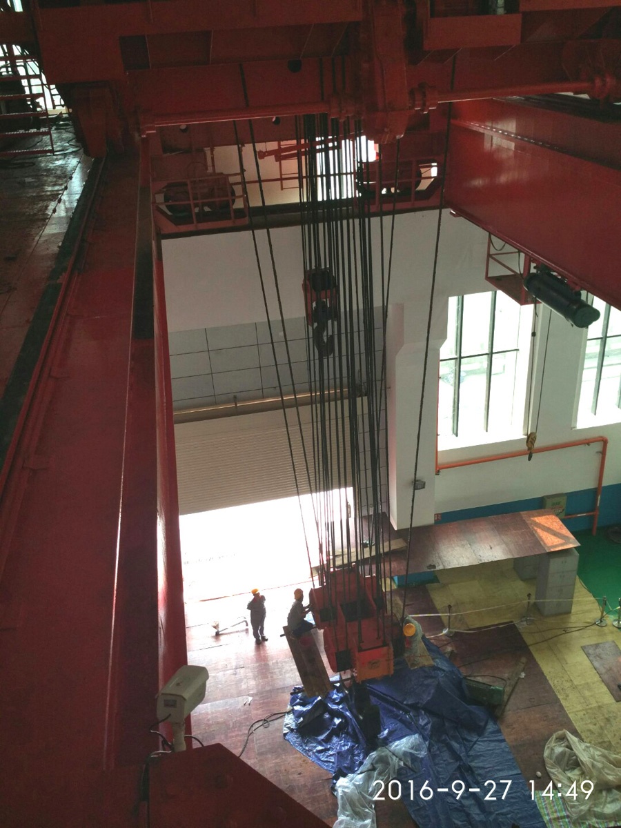 起重機(jī)安全監(jiān)控系統(tǒng)現(xiàn)場照片六